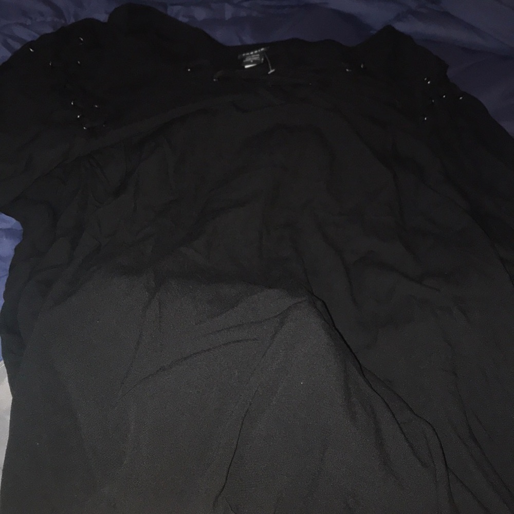 Torrid shirt with tied shoulders and chest